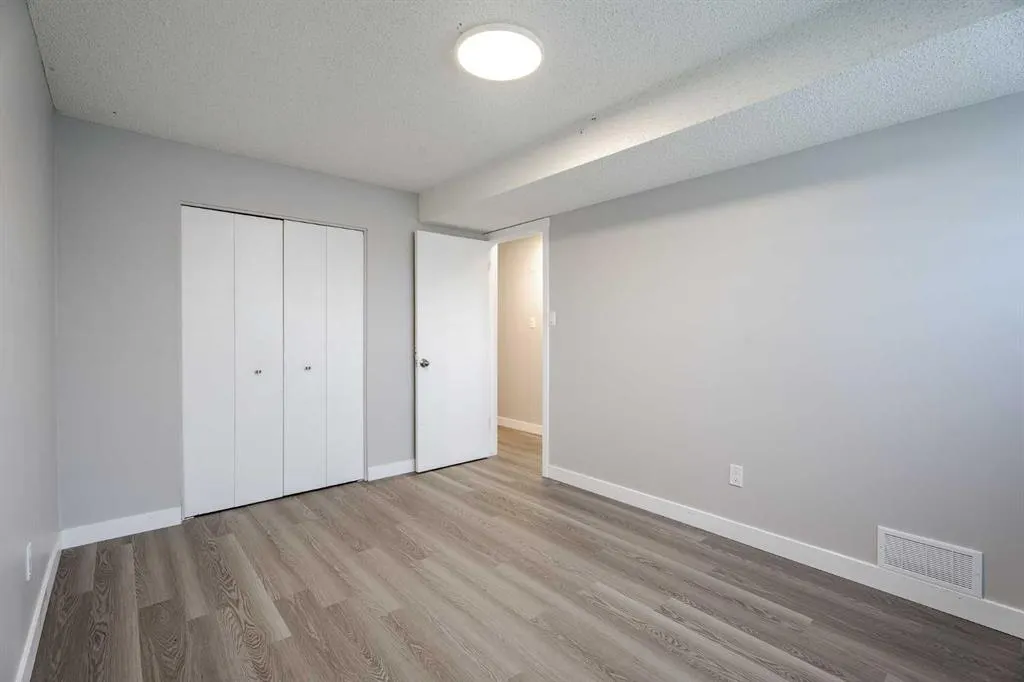 424 Sabrina Road SW