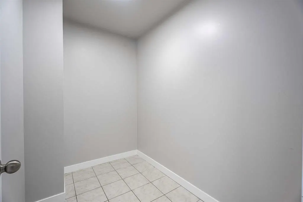 424 Sabrina Road SW