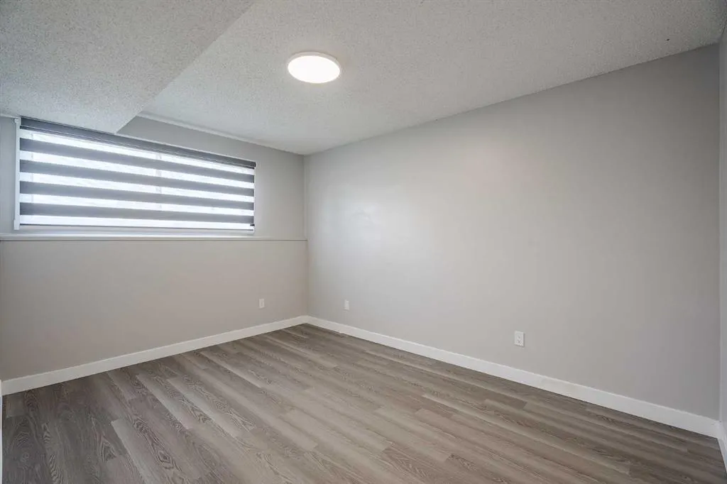 424 Sabrina Road SW