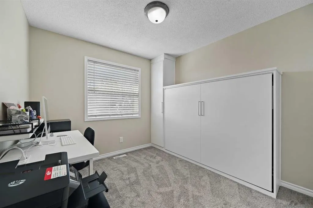 51 Cranberry Square SE