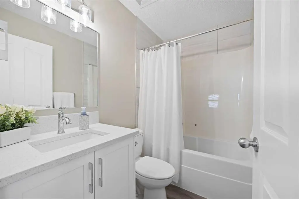 51 Cranberry Square SE