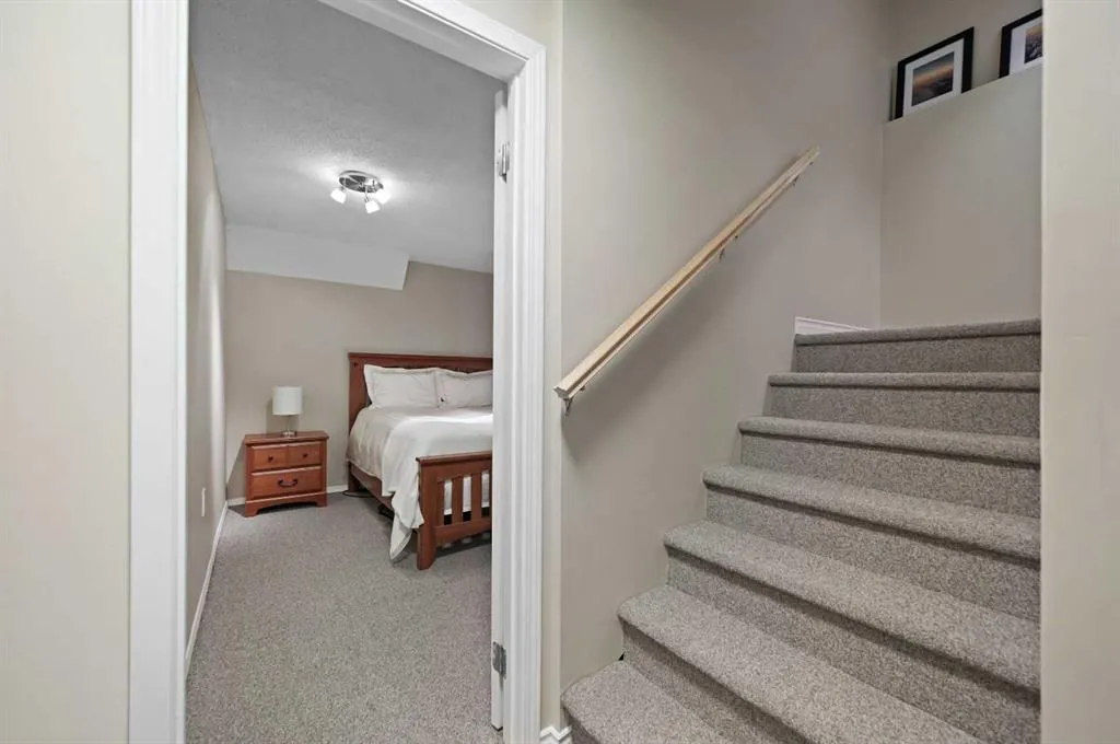 51 Cranberry Square SE