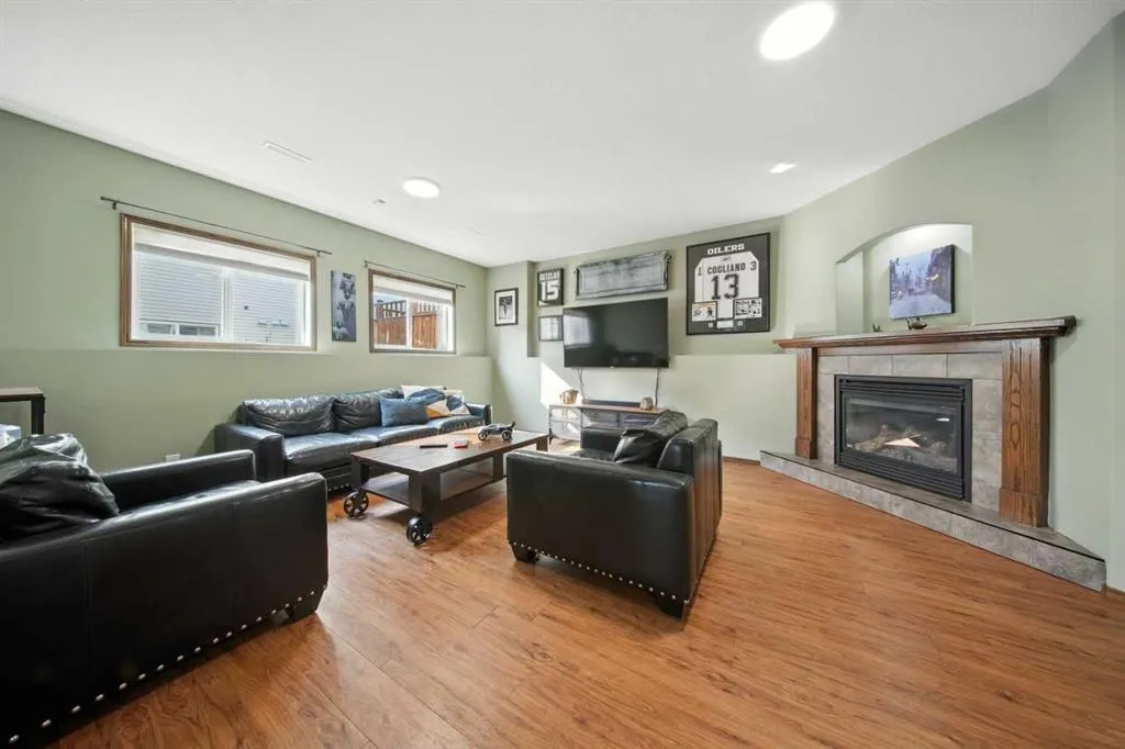 28 Irving Crescent