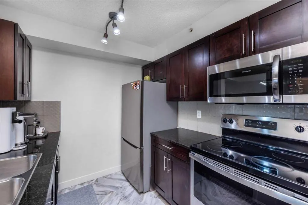 81 Legacy Boulevard SE, #1426