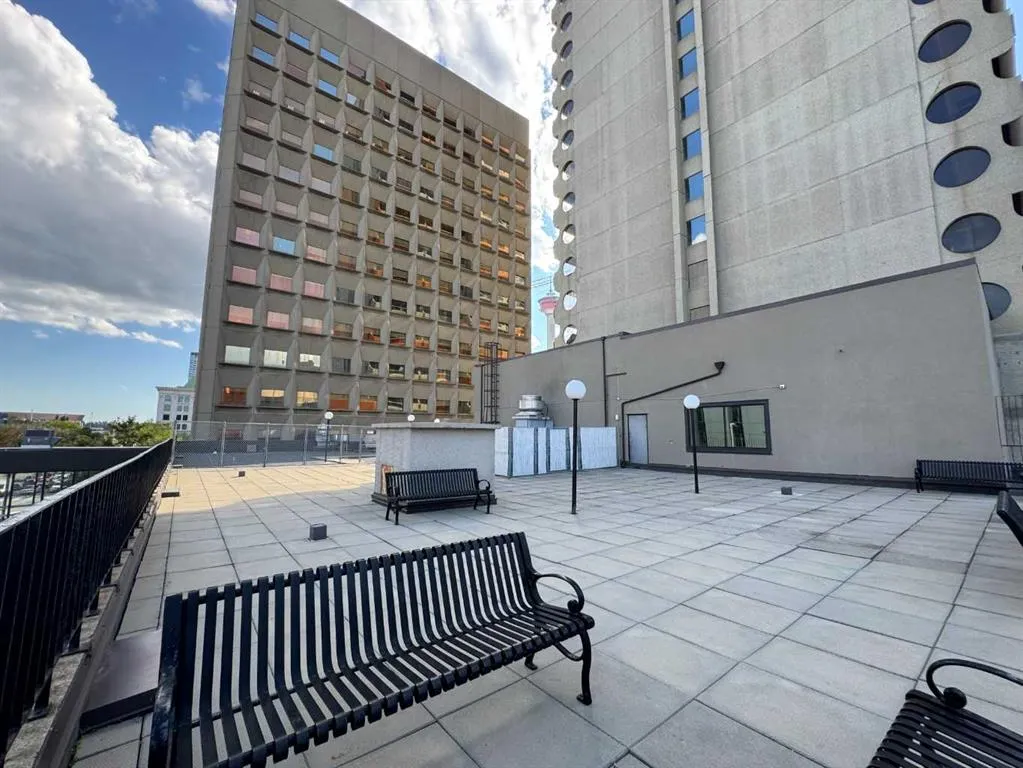 221 6 Avenue SE, #2412