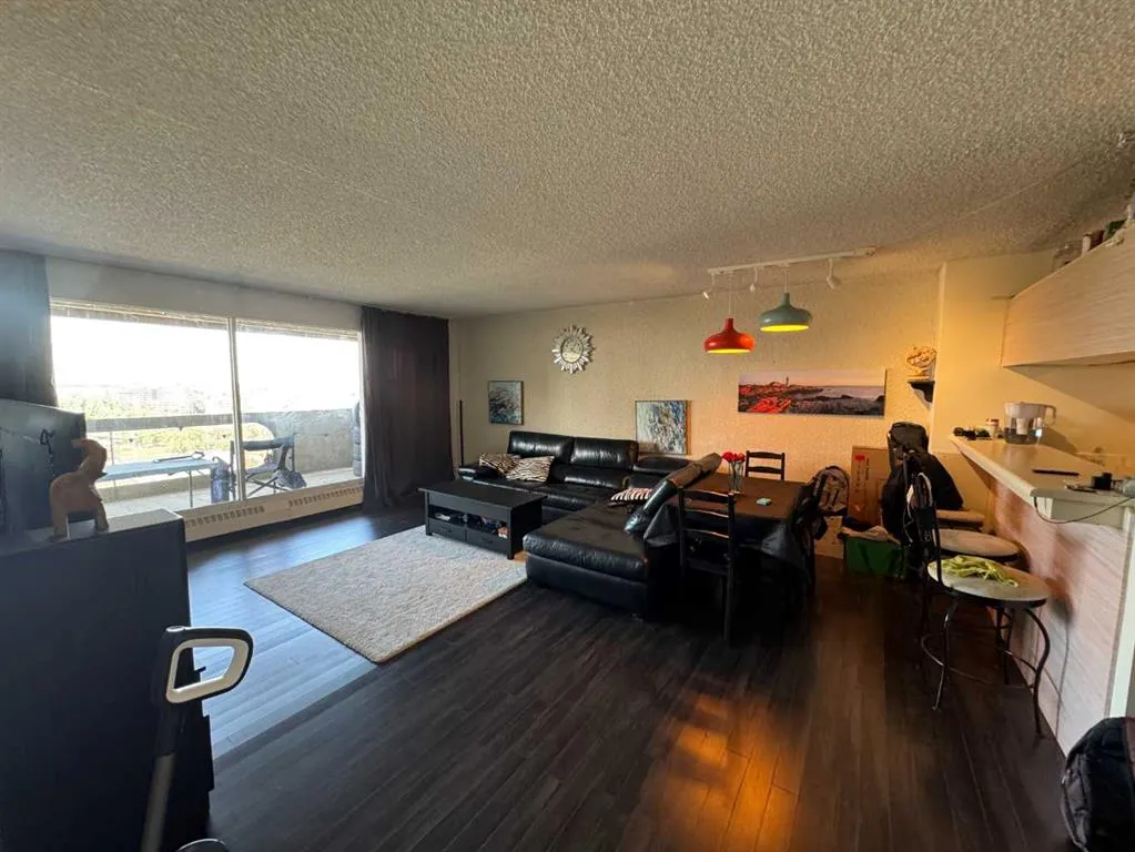 221 6 Avenue SE, #2412