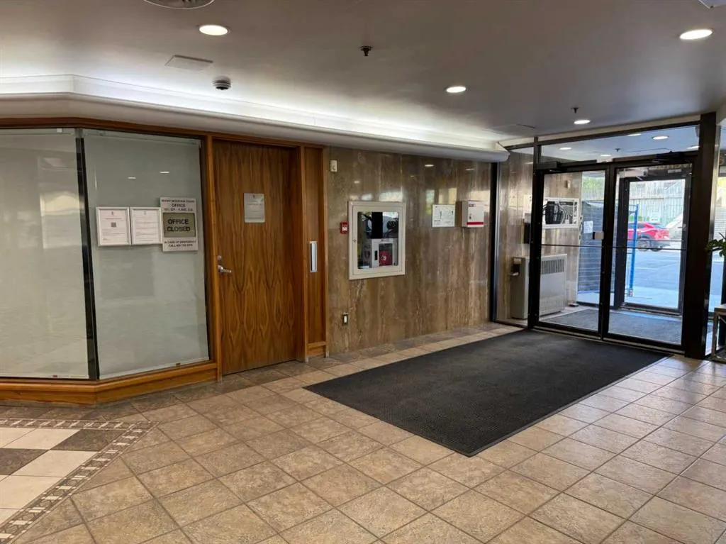 221 6 Avenue SE, #2412