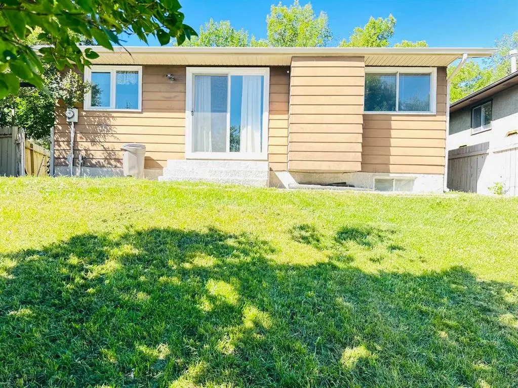 28 Berwick Rise NW