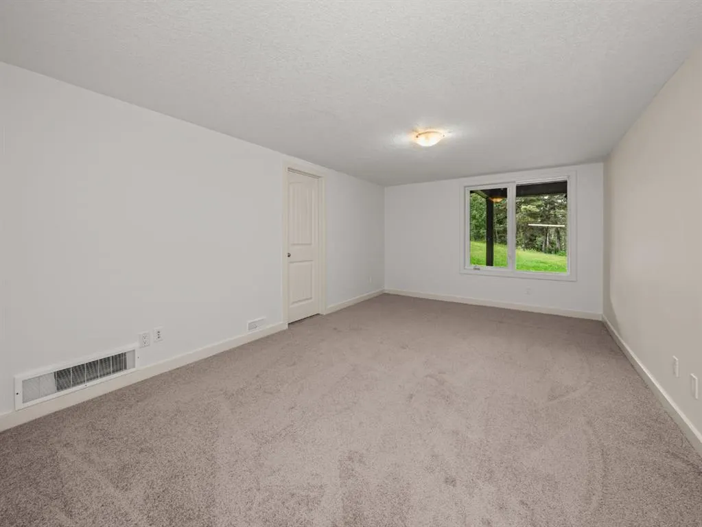 298075 218 Street W, #200