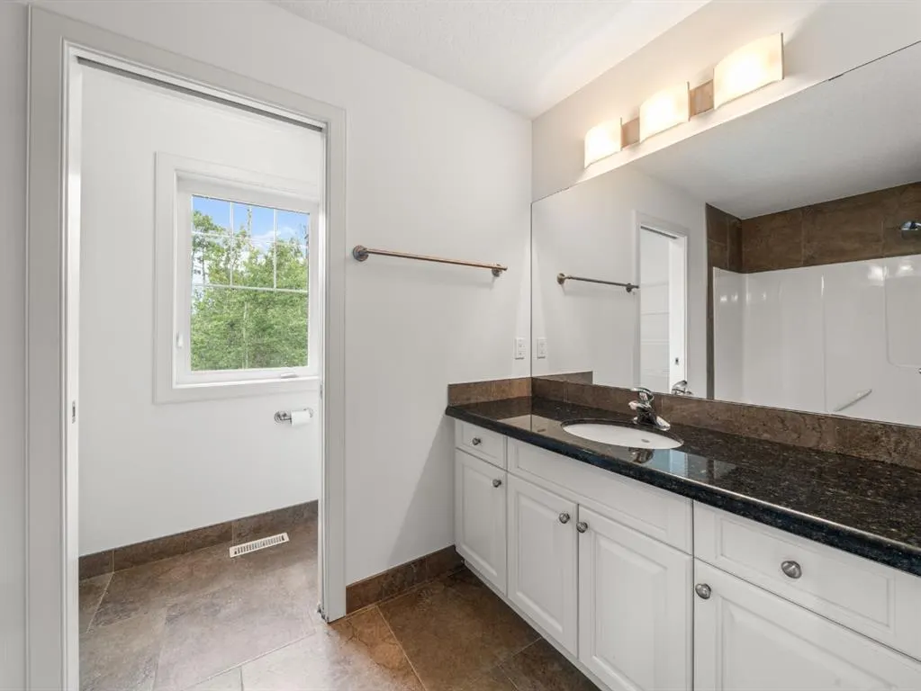 298075 218 Street W, #200