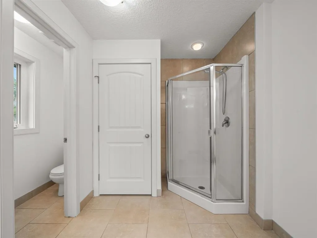 298075 218 Street W, #200