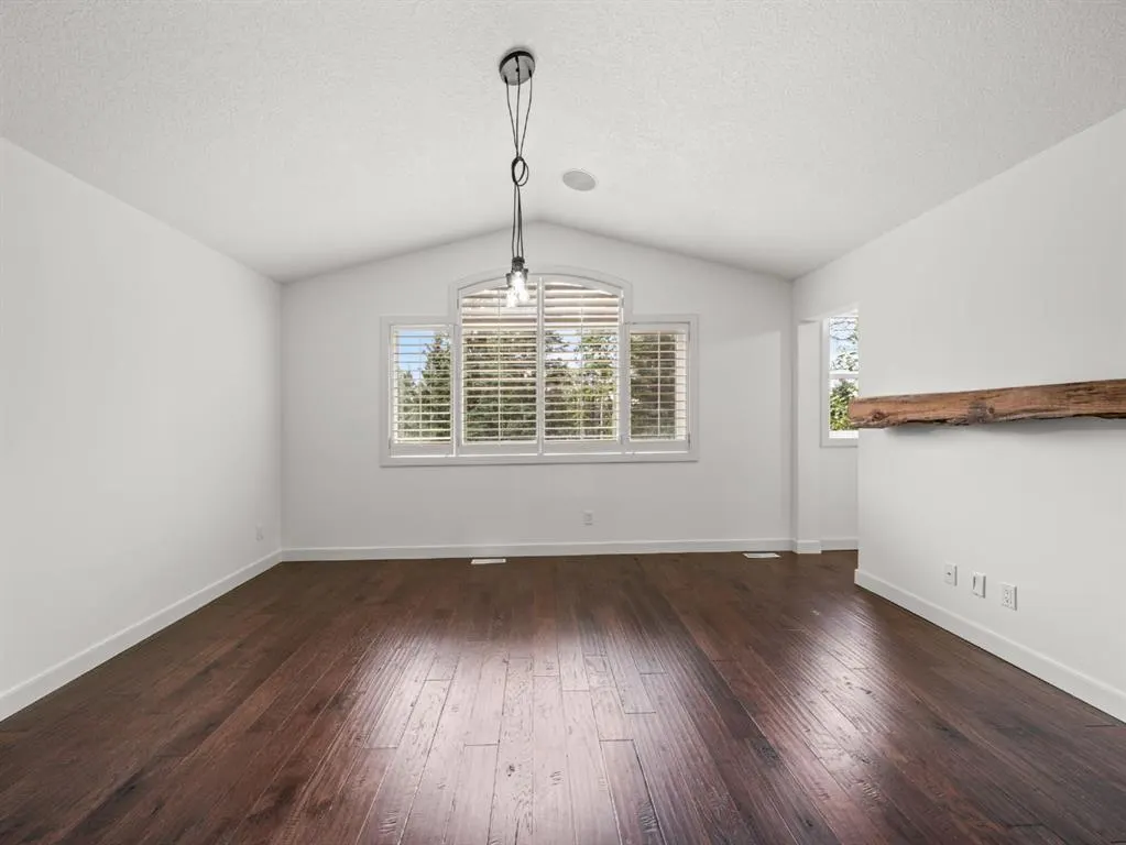 298075 218 Street W, #200