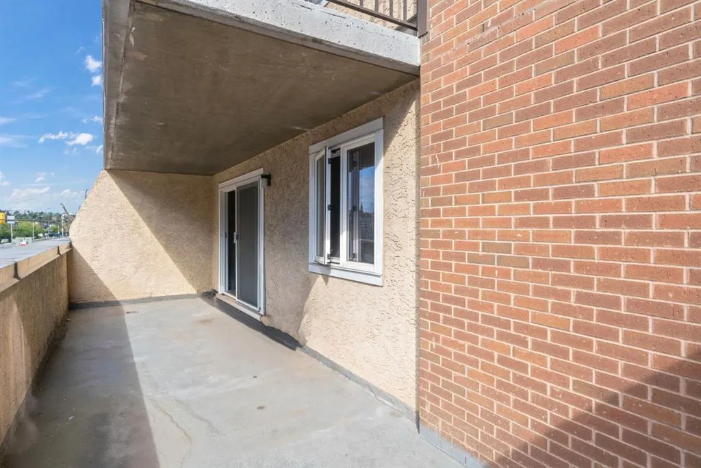 1334 12 Avenue SW, #202