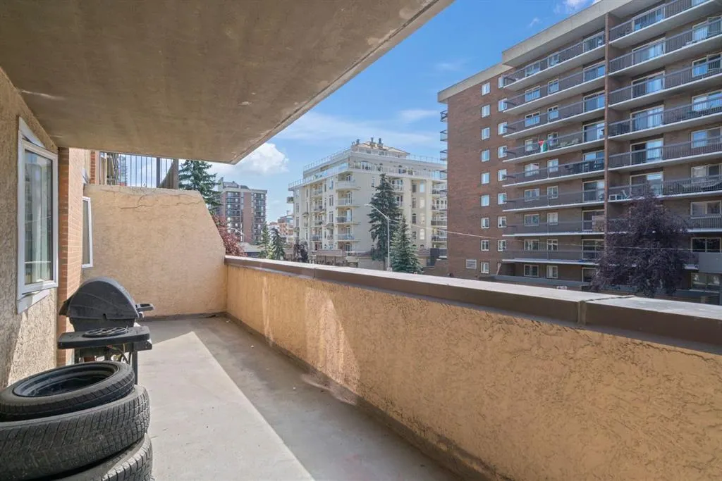 1334 12 Avenue SW, #202