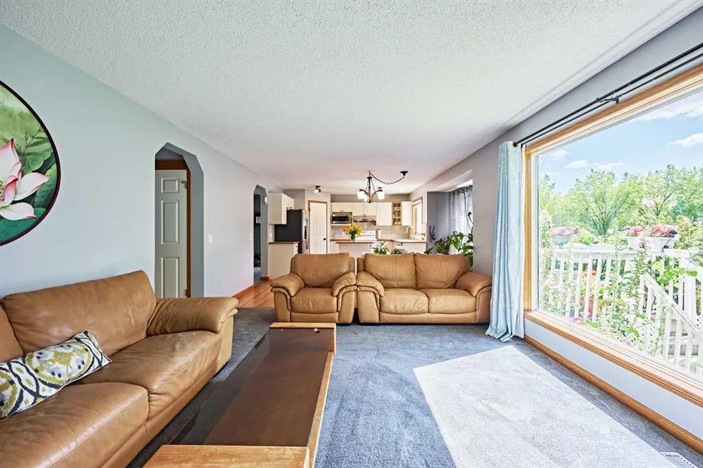 51 Edgeridge View View NW