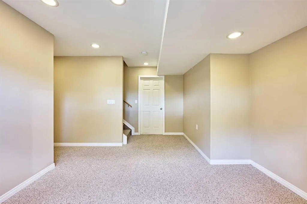 51 Edgeridge View View NW