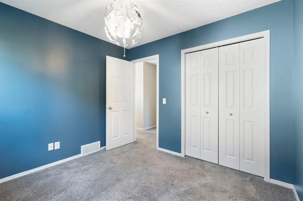 134 Autumn Close SE