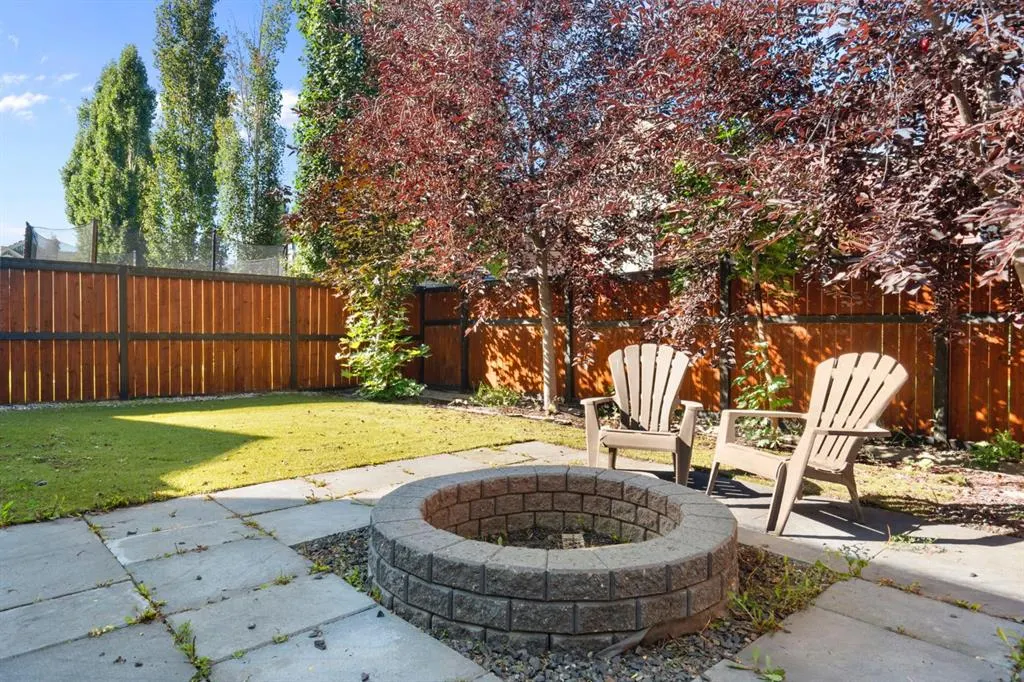 134 Autumn Close SE