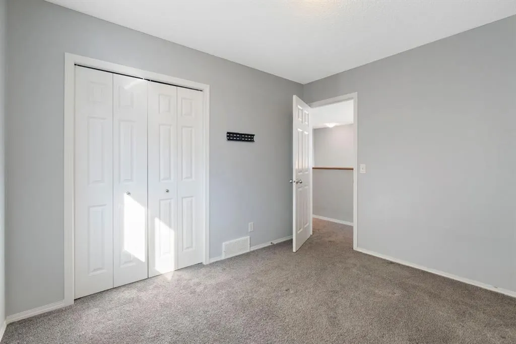 134 Autumn Close SE