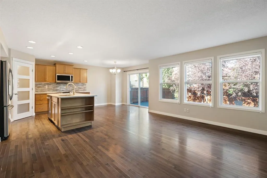 134 Autumn Close SE