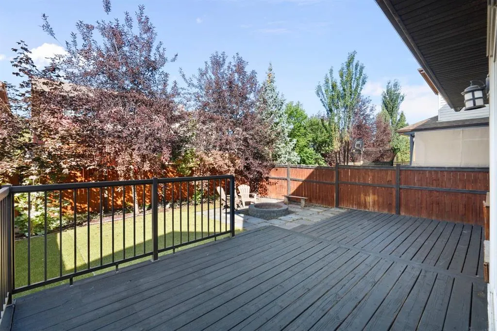 134 Autumn Close SE