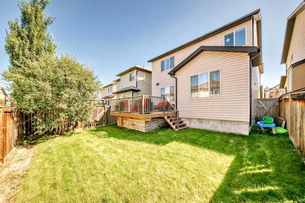 196 Everwoods Green SW