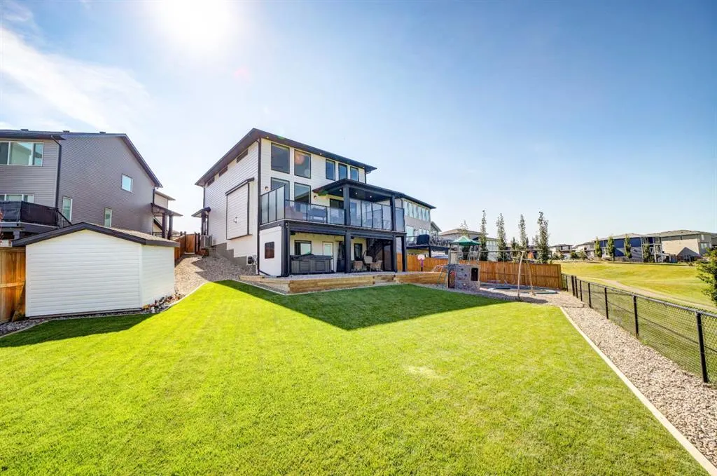 1206 Pacific Circle W