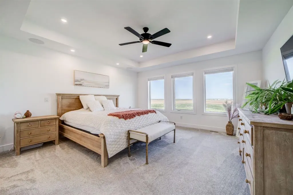 1206 Pacific Circle W