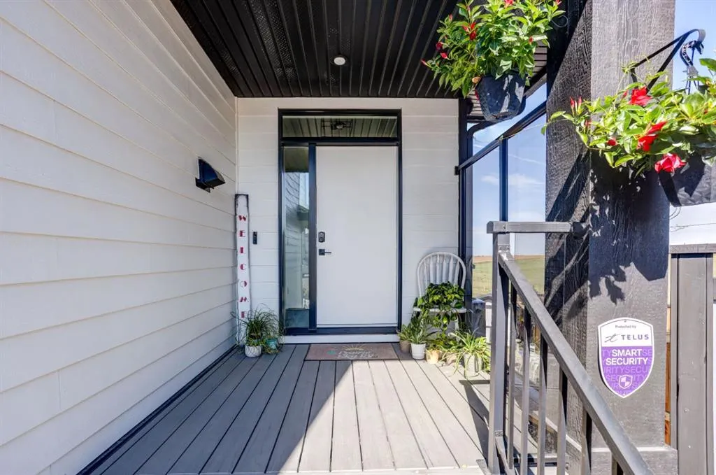 1206 Pacific Circle W