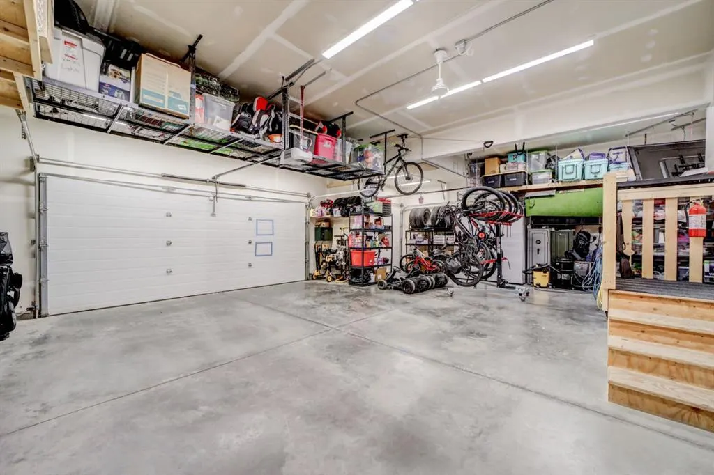 1206 Pacific Circle W
