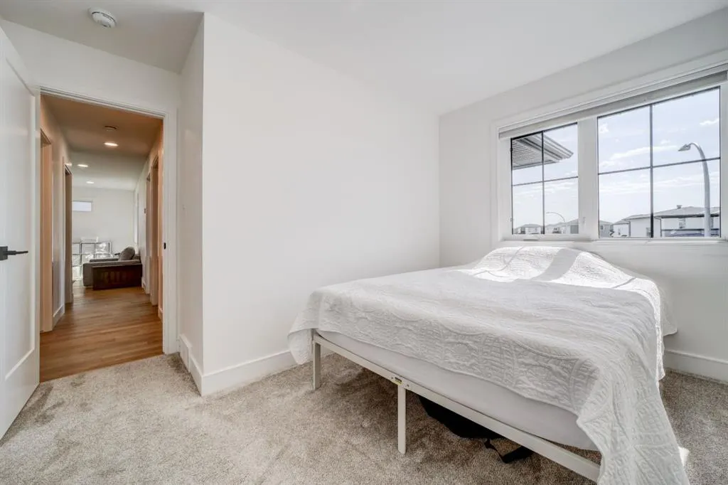 1206 Pacific Circle W