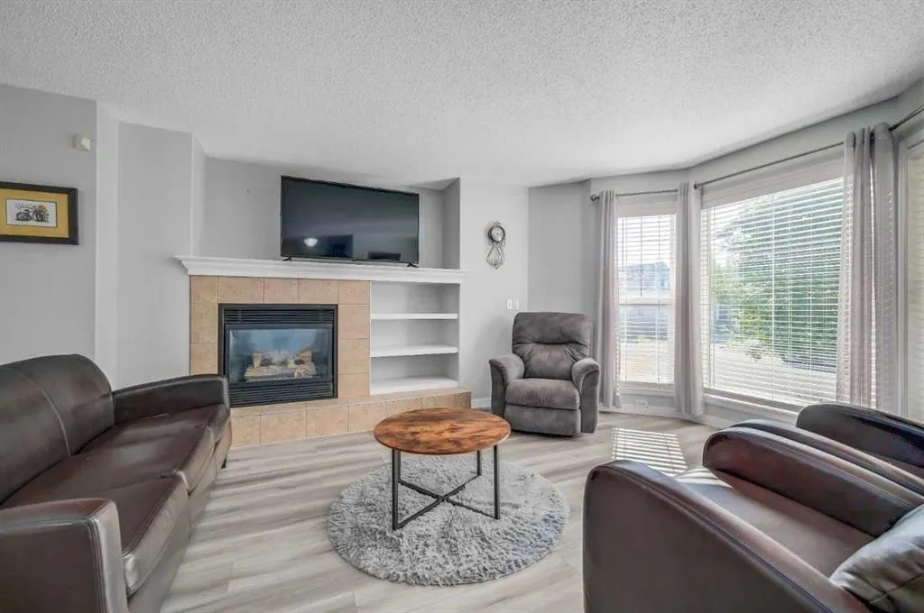 45 Cranberry Square