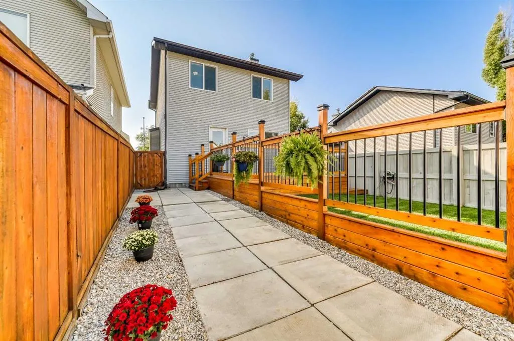 45 Cranberry Square