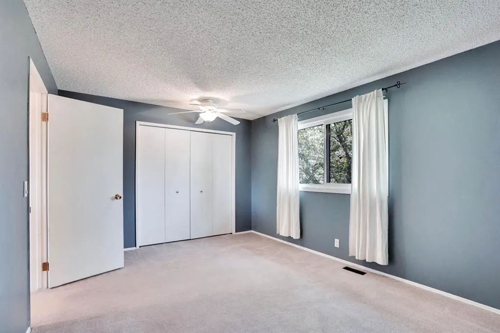 380 Bermuda Drive NW, #4