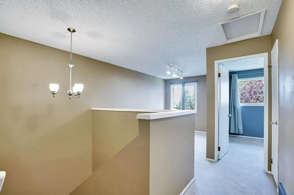 380 Bermuda Drive NW, #4