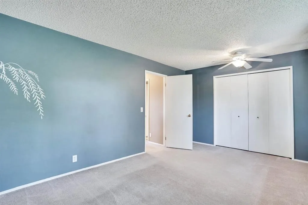 380 Bermuda Drive NW, #4