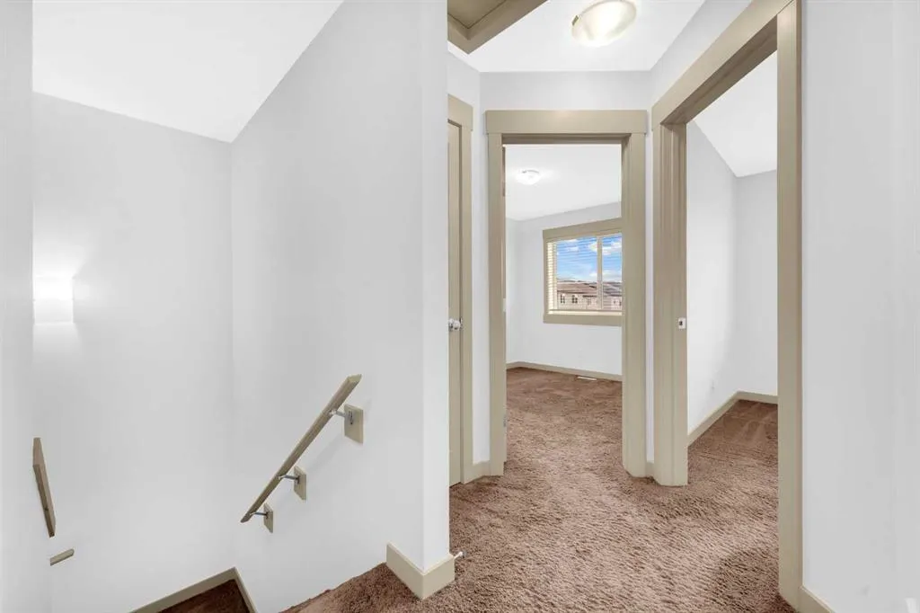 21 Skyview Ranch Manor NE
