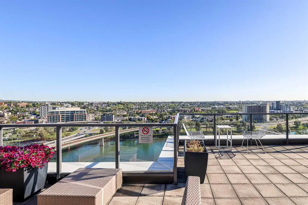550 Riverfront Avenue SE, #603