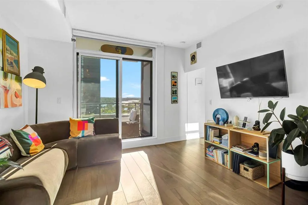 550 Riverfront Avenue SE, #603