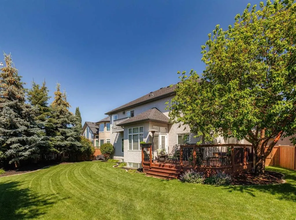 11 Westridge Crescent SW