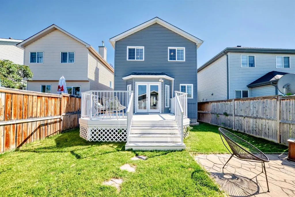 33 Covepark Road NE