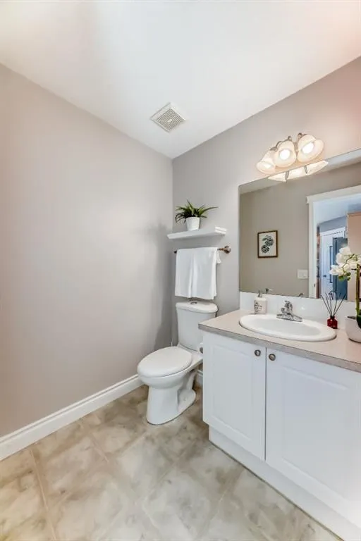 33 Covepark Road NE