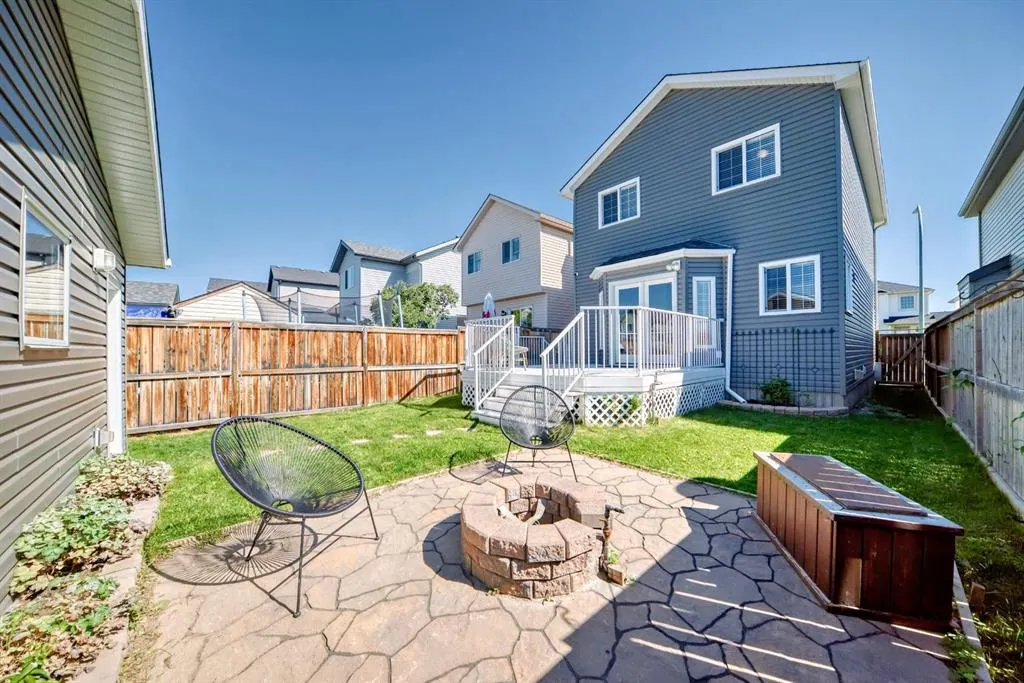 33 Covepark Road NE