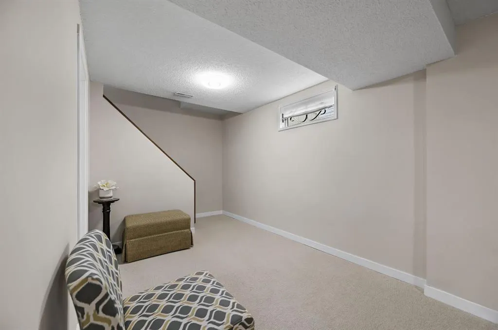 41 Edgedale Drive NW