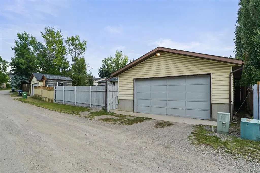 41 Edgedale Drive NW