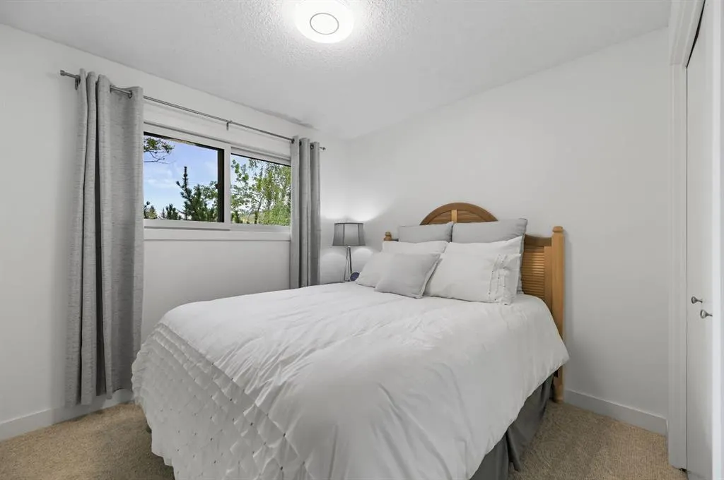 41 Edgedale Drive NW