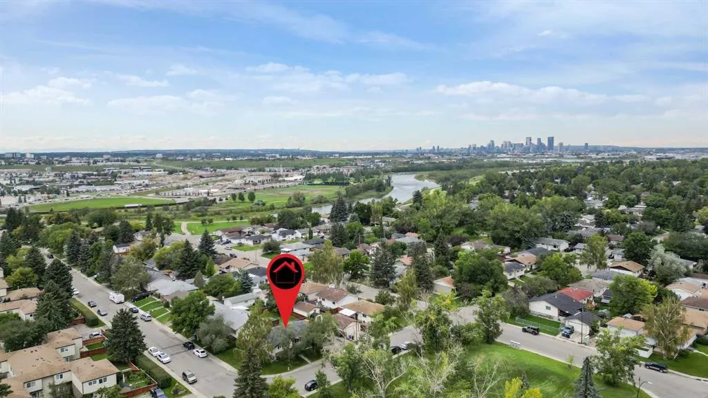 1860 Lysander Crescent SE