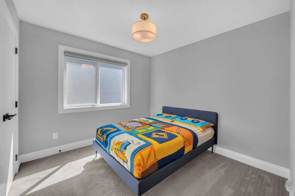 252 Walcrest View SE