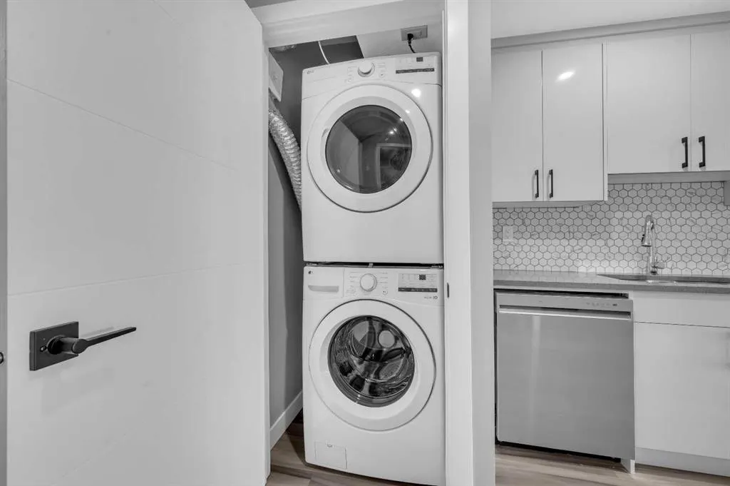 252 Walcrest View SE