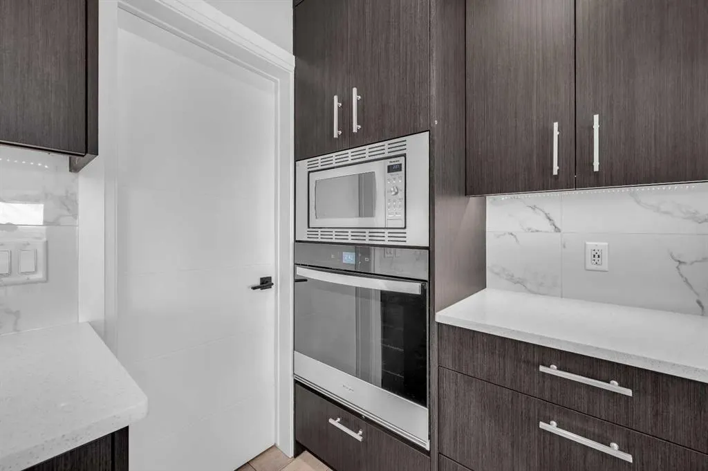 252 Walcrest View SE